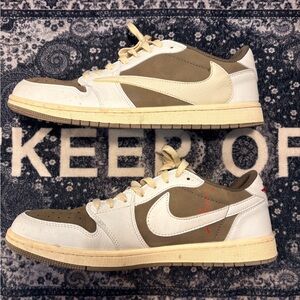 Travis Scott Reverse Mocha